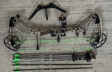 Mathews VXR 31.5 RH Compound Bow- - Loaded