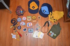 VINTAGE BOY SCOUT LOT PATCHES HATS SCARFS BELT SASH SLIDES CARDS WEBELOS CUBS
