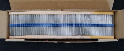 1400x Metal Film Resistors 301Ω 0.6W 50PPM 301 Ohm Tolerance 1% Model MK2