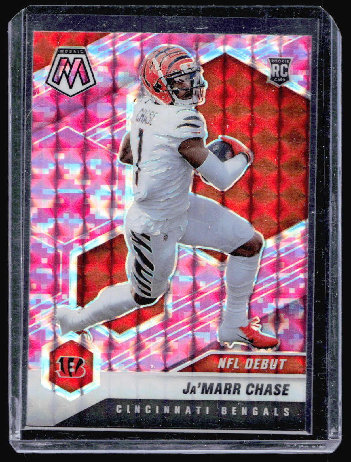 Ja'Marr Chase 2021 Panini Mosaic #247 Prizm Camo Pink