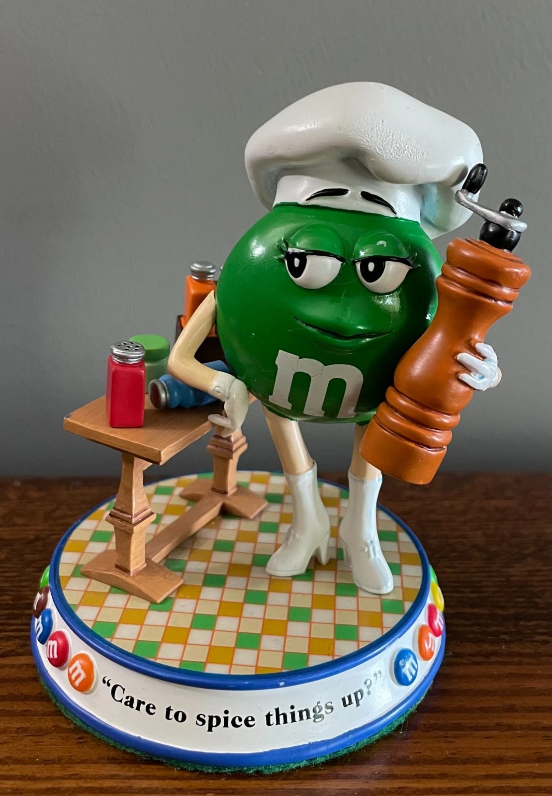 Danbury Mint Green M&M's Spice Grinder Sweet Treats Chef Cook Kitchen Art Statue