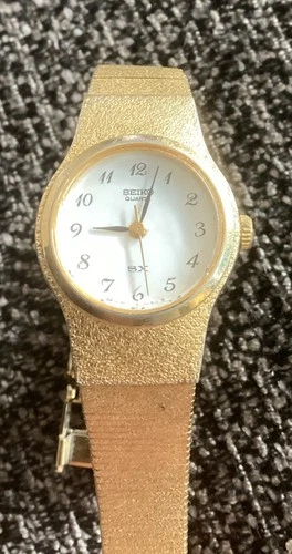 Seiko Watch Women Gold Tone. Not Working. Repair Or Parts Only