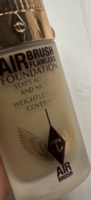 Charlotte Tilbury Airbrush Flawless Foundation 2 Neutral 1 fl oz Full Matte