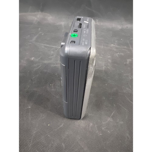 Reproductor de radio casete Sony WM-FX195 PROBADO - Imagen 6 de 8