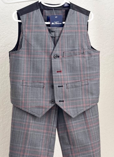 NEW Ben Sherman Boy's BlackGrey 2 piece Vest and Pants Set Size 5/6 - Picture 7 of 7