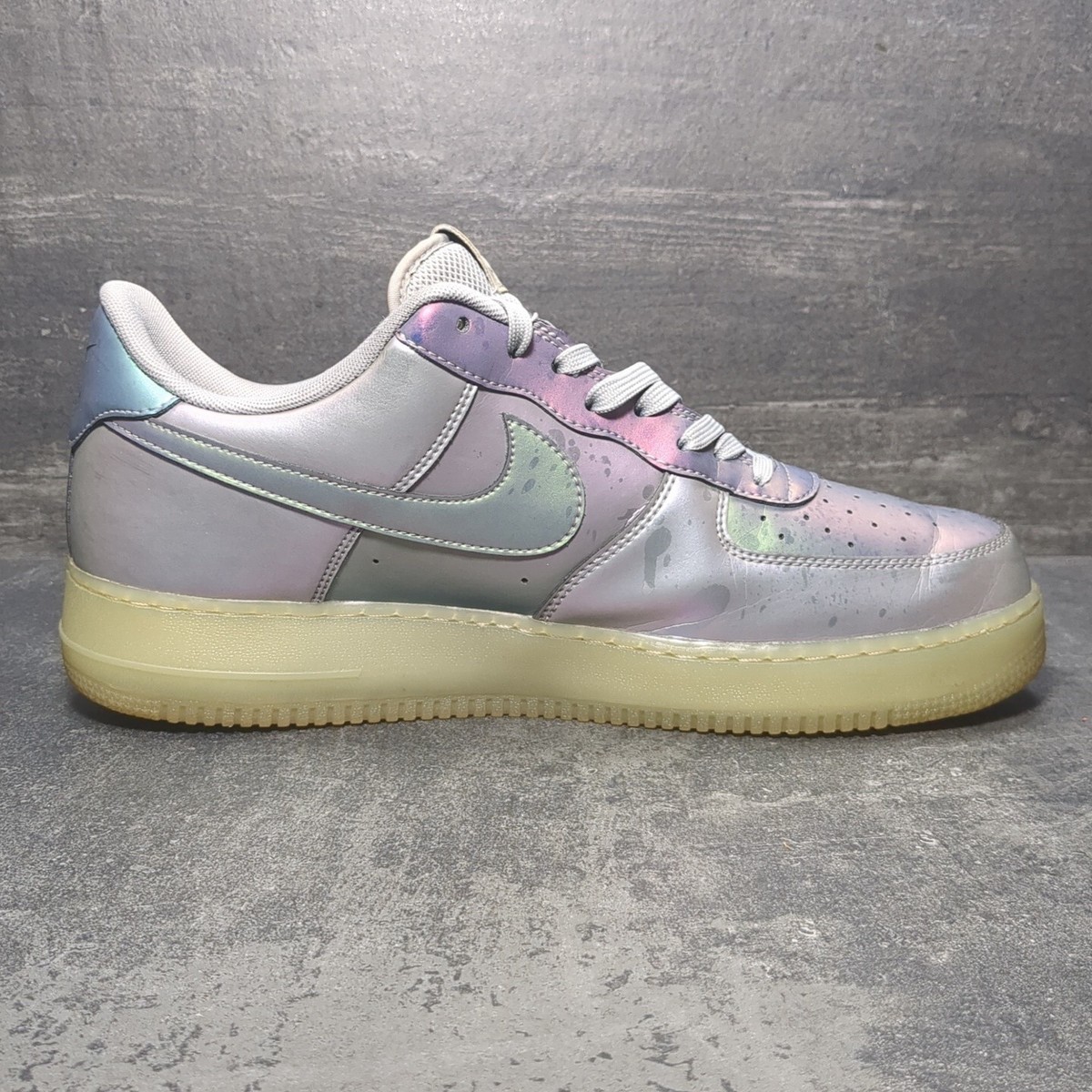 Nike Air Force 1 07 LV8 Mens Size 13 Iridescent Stealth