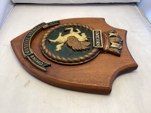 H.M.S EINHORN METALLWANDPLAKETTE / SCHILD AUF HOLZSOCKEL (HANDBEMALTE VERSION) - Bild 5 von 10