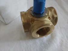 TEKMAR 713 Mixing Valve 3way Brass 1-1/2"