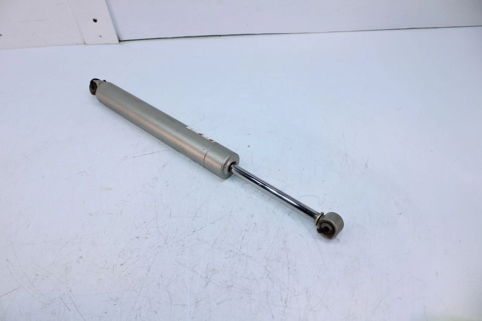 Ski-Doo Renegade 600 Sport Carb 2018 suspensión trasera amortiguador de varilla 503193187 Foto 2 de 4