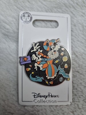 Disney Parks Goofy Jester Halloween 2020 Pin Candy Corn Sweet Treats Disney Pin