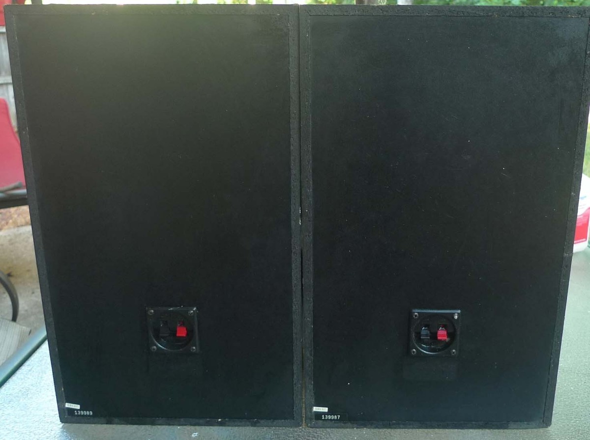 RARE Bose OmniVector Model 1 2 Way Bookshelf Speakers 10-75W 8