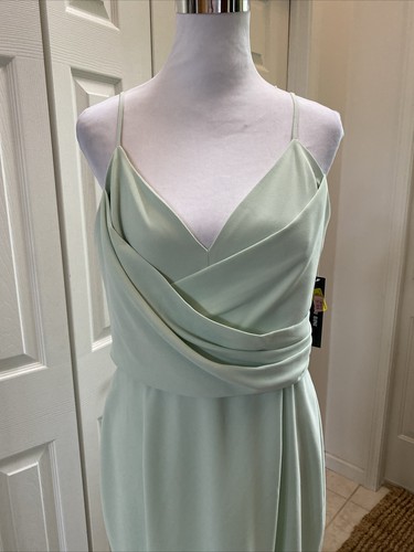 NWT Gianni Bini Sage Asymmetric Surplice MIDI 10 $129 - 第 2/8 張圖片