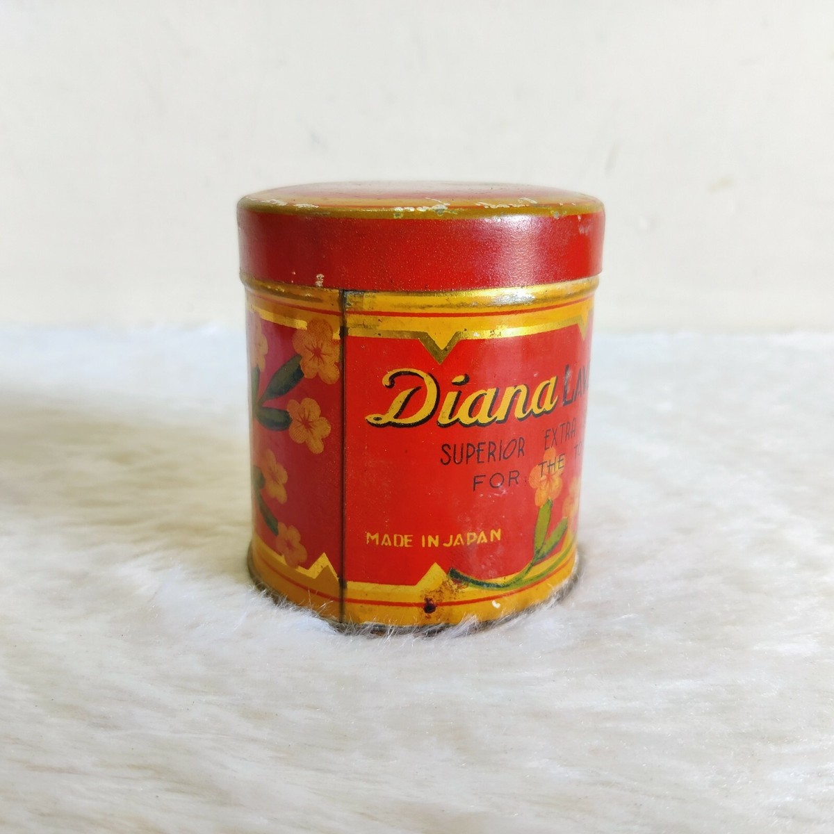 1930 Vintage Diana Lavender Toilet Powder Inside Advertising Tin