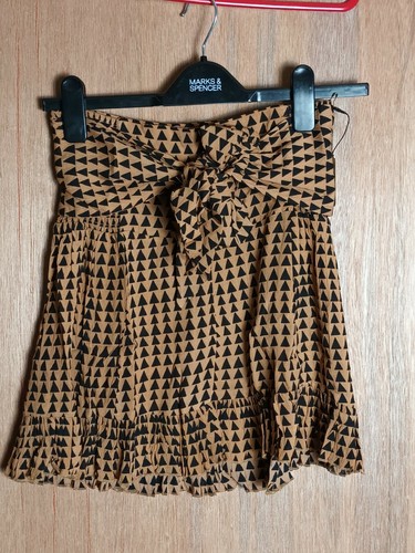 Free People Suri Brown Arrow Print Skirt *Converts to a top* Size XS - Picture 3 of 8