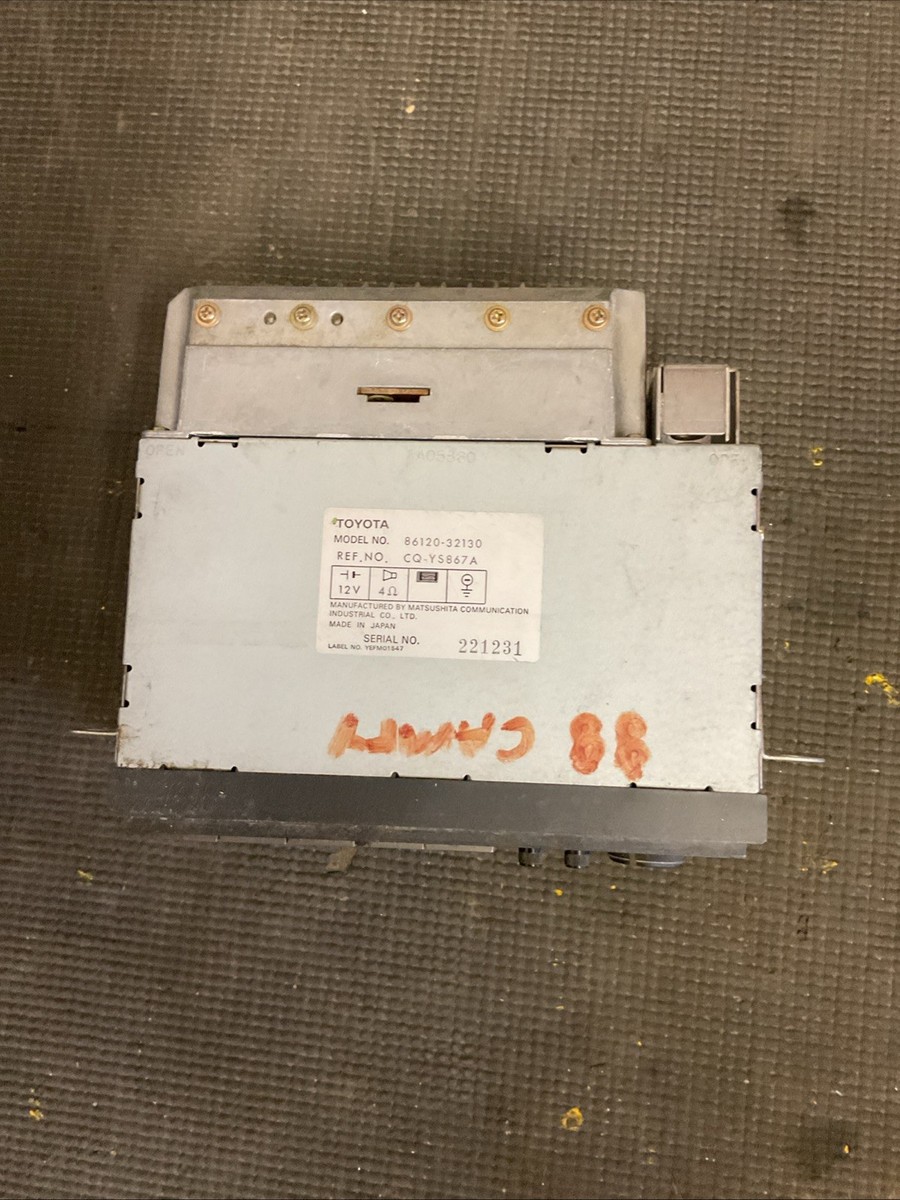 Tomoページ Am FM Radio Cassette Player 86120-32130 Toyota Land Cruiser Fj62 H