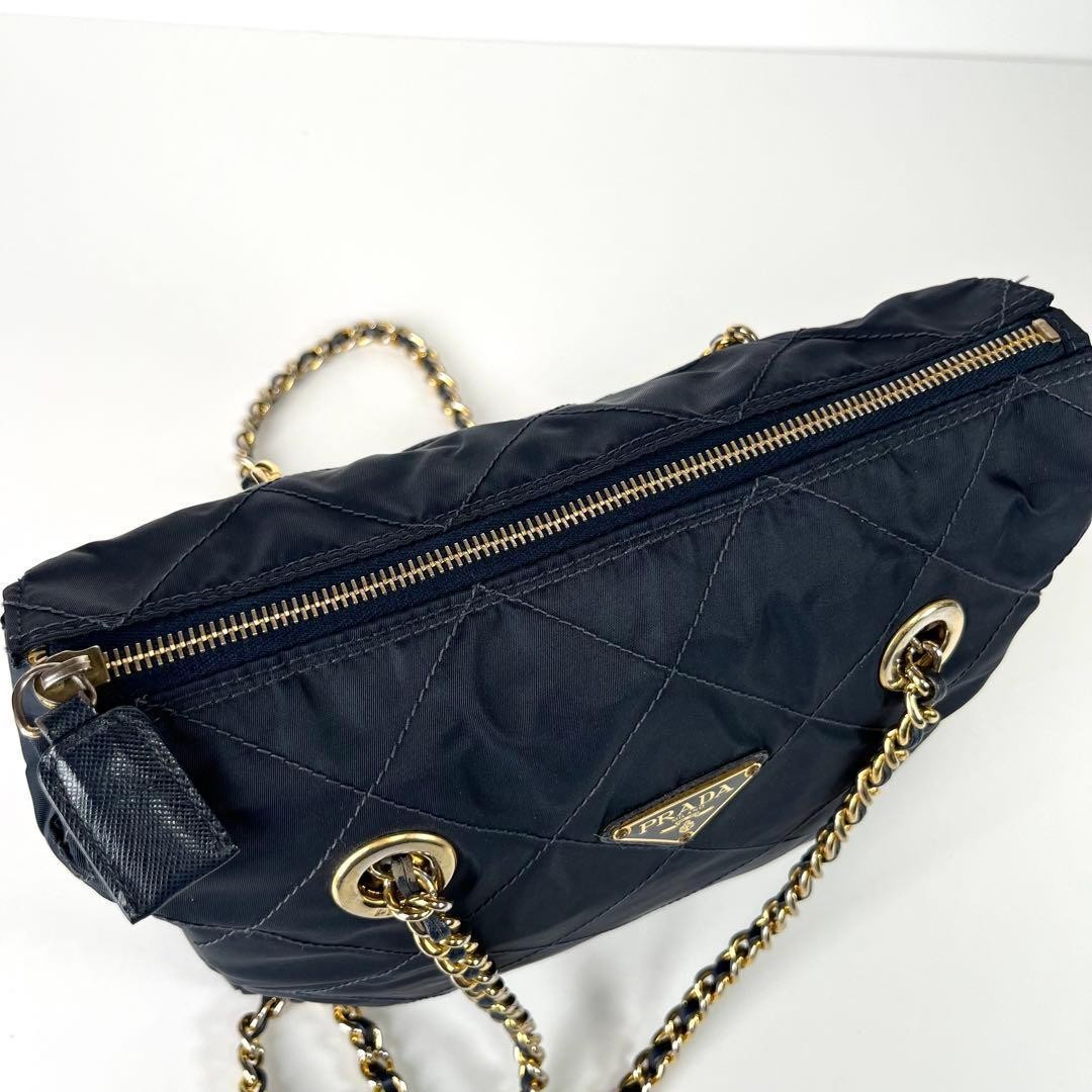 Excellent Condition PRADA Quilted Chain Shoulder Bag Navy thumbnail 18