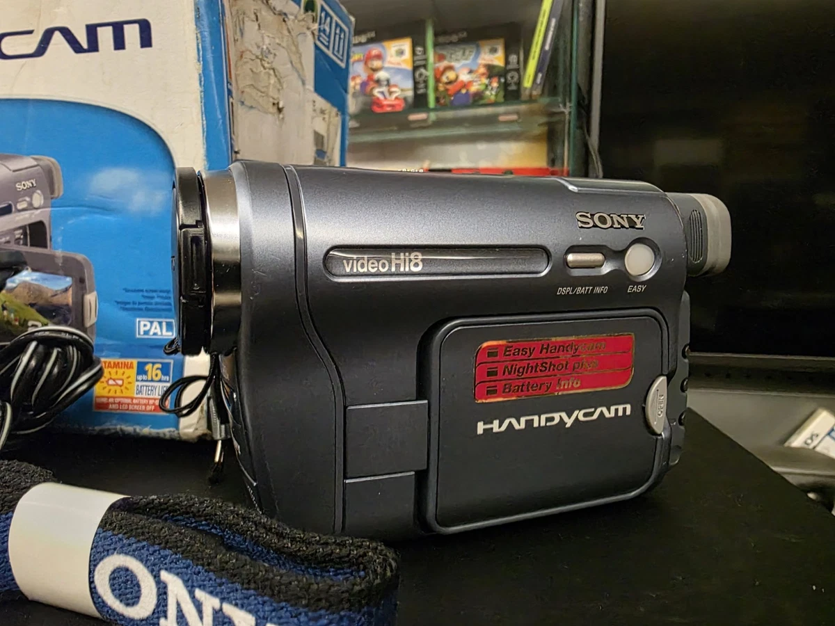 Videocámara Sony Video 8 Hi8 estéreo cámara práctica vintage en caja embalaje original CCD-TRV228e Japón