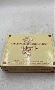 Pampered Chef Silver Kitchen Tool Gadget Portable Apple Peeler Corer Slicer