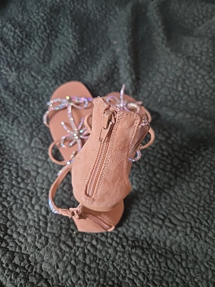 Sandálias planas femininas cintilantes de strass tiras em T tanga elegante sapatos de casamento de praia - Imagem 2 de 3