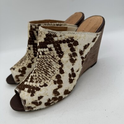 Corso Como Women's Central Wedge Sandal Natural Multi Hair Snake Size 8.5