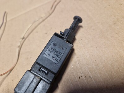 フォルクスワーゲン VW GOLF JETTA VENTO MK3 TDi VR6 GTi CLUTCH PEDAL SENSOR SWITCH