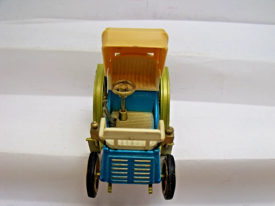 GAMA MINI (CON ALEMANIA) 1:46, COCHE ANTIGUO, TAPA MARFIL, 2 PLAZAS, EXCELENTE ESTADO, SIN PAQUETE Foto 3 de 4