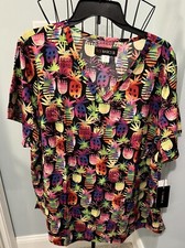 New Koi Basics Tiki Pineapple Leslie V Neck scrub top women 3X 3XL black red