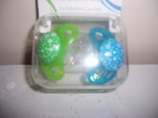 Twist Shake 6  months pacifier blue / green New