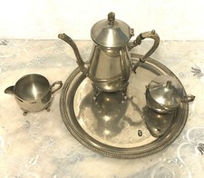 Wundersch&ouml;ne Verzierte Antik Versilberte Tablett, Kaffeekanne, Milch Zuckerdos