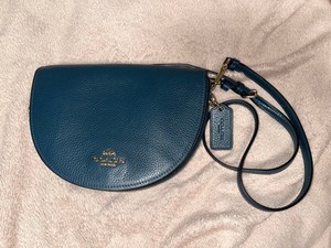 Coach Half Moon | eBay