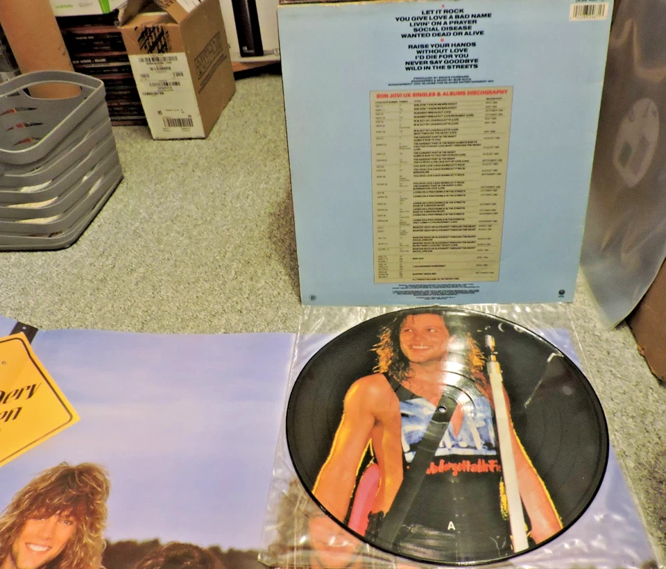 Bon Jovi - Slippery When Wet (UK Picture Disc 1987, Giant Poster, Orig. Sleeve) - Bild 3 von 4