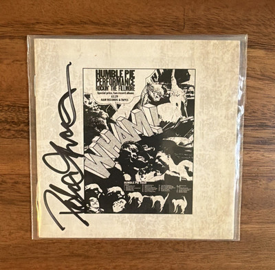 Peter Frampton signed cd booklet of 2013 Re-Mix of 1972 Rockin the Filmore show