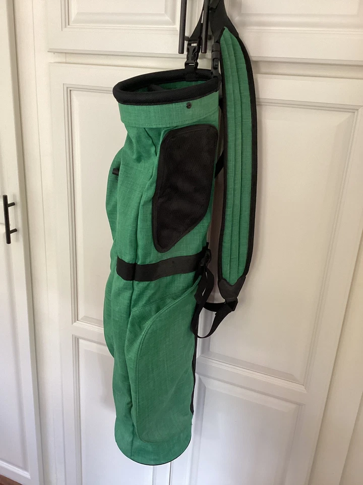 Lightweight Titleist Carry Bag - Image 2 of 4