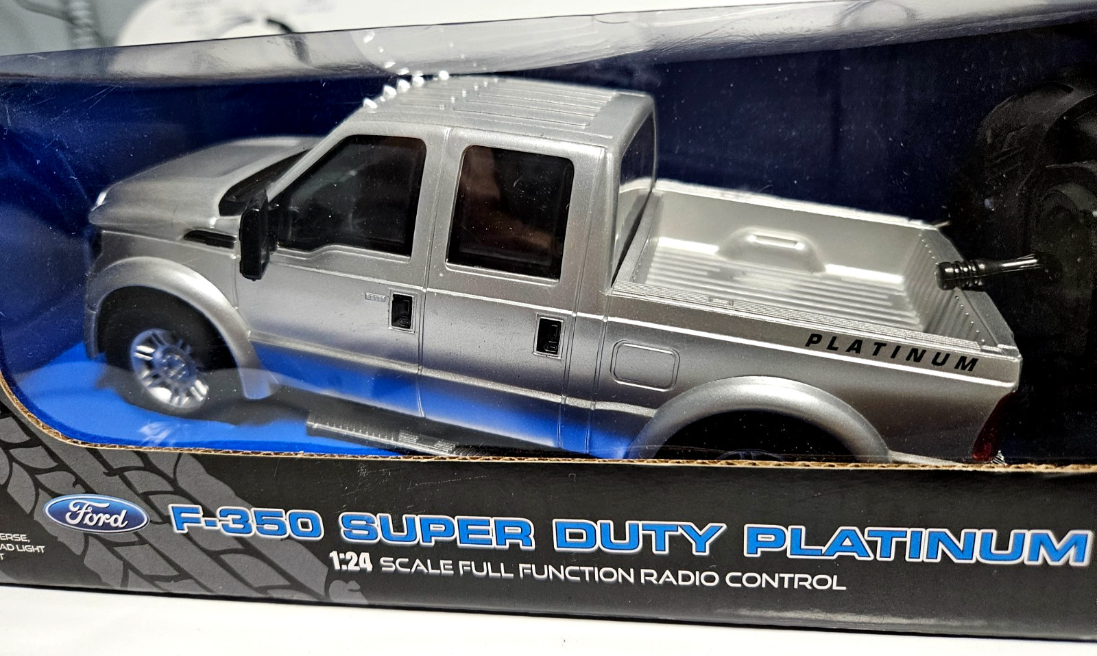Braha Ford F-350 Super Duty Platinum 1/24 RC Truck/ Full Size