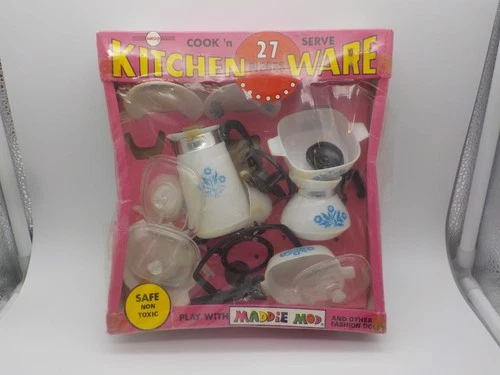 Mego Maddie Mod 1970's Corning Ware Blue Cornflower Child’s Play Set NRFB RARE