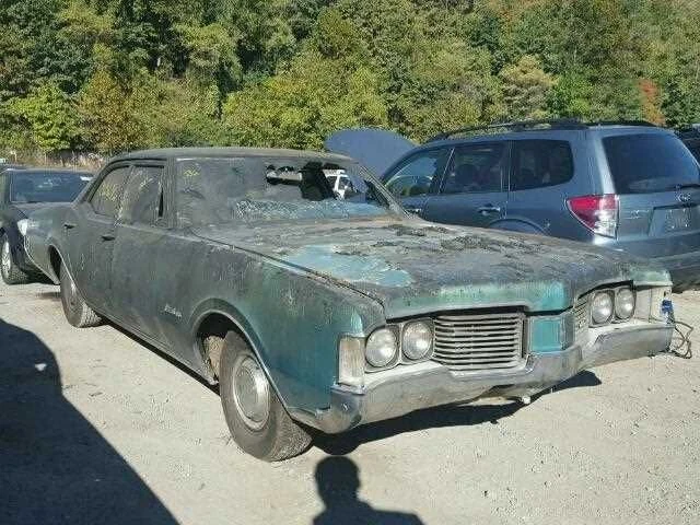 Cubierta de rueda Oldsmobile 14 pulgadas para Oldsmobile Delmont 88 1968 Foto 4 de 4