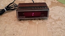 Spartus 1108 Alarm Clock Red Digital Battery Backup (Not Incl.)