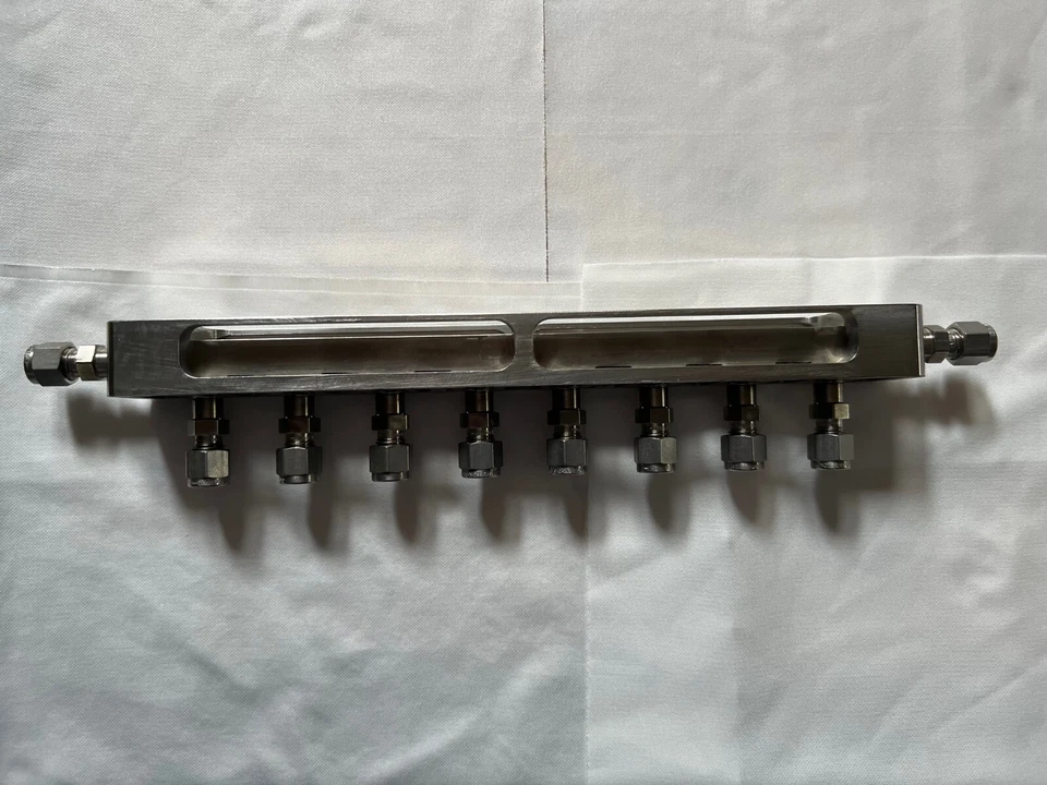 SWAGELOK 1/4 PULGADA MACHO 8 PUERTOS COLECTOR ARTÍCULO HECHO A MEDIDA Foto 3 de 4