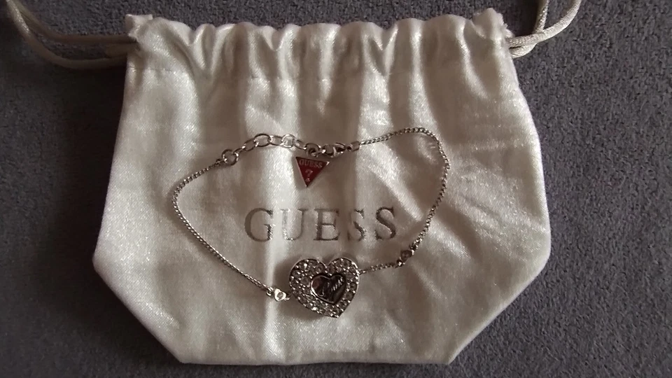 Guess Bracciale Acciaio con Cuore - Immagine 2 di 3