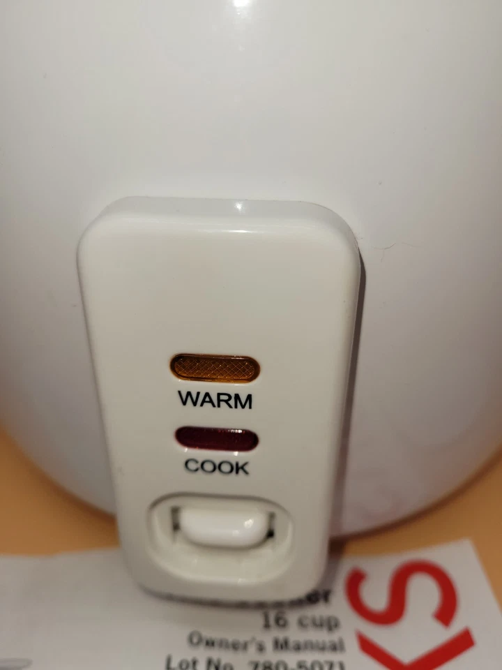 Arrocera RC-150 16 tazas con manual del propietario y paleta de arroz Foto 2 de 4