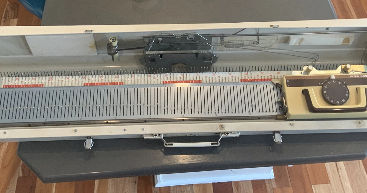 NEW Singer Knitting Machine Review 