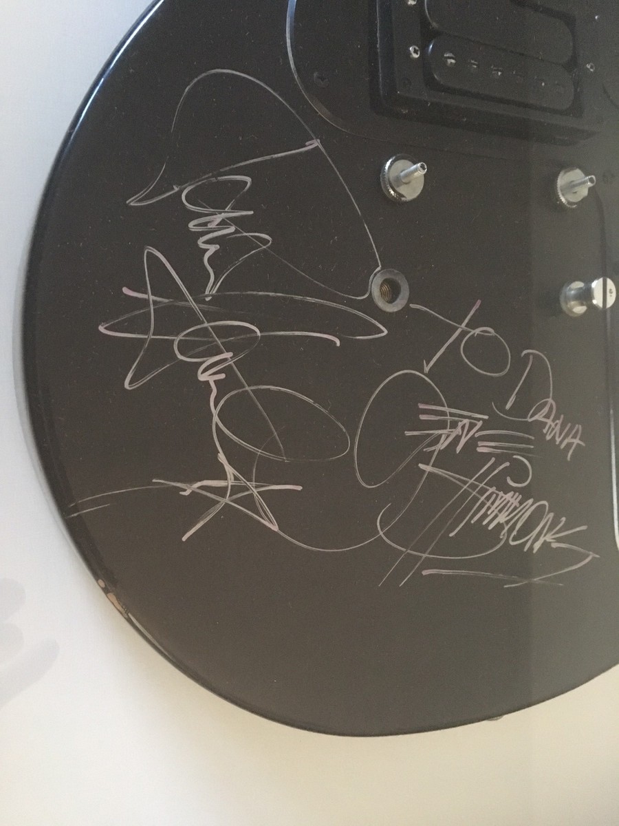 KISS Signed Stage Smashed Guitar 1983 Rare Lp 33 Tour