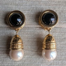 Givenchy Orecchini Monogramma Pendenti Vintage con Perla