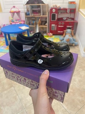 Brand New! Clark s Children Girl s Black Patent Verne Noir Shoes! US Size 11
