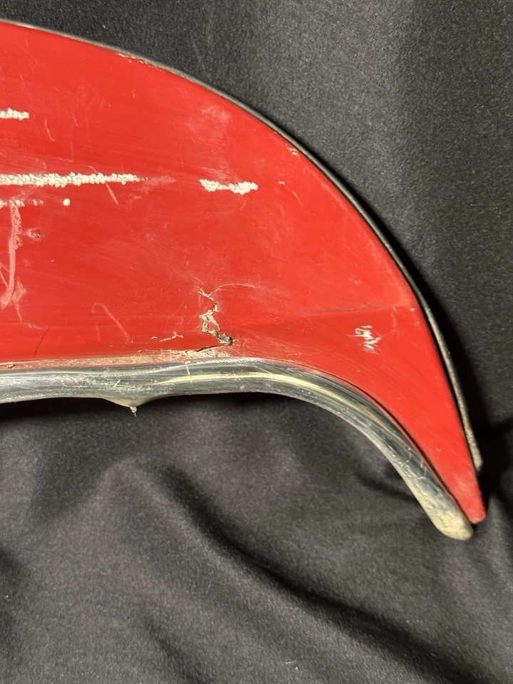 1971-75  CHEVROLET IMPALA/CAPRICE DRIVER SIDE LEFT REAR FENDER SKIRT - Image 3 of 4