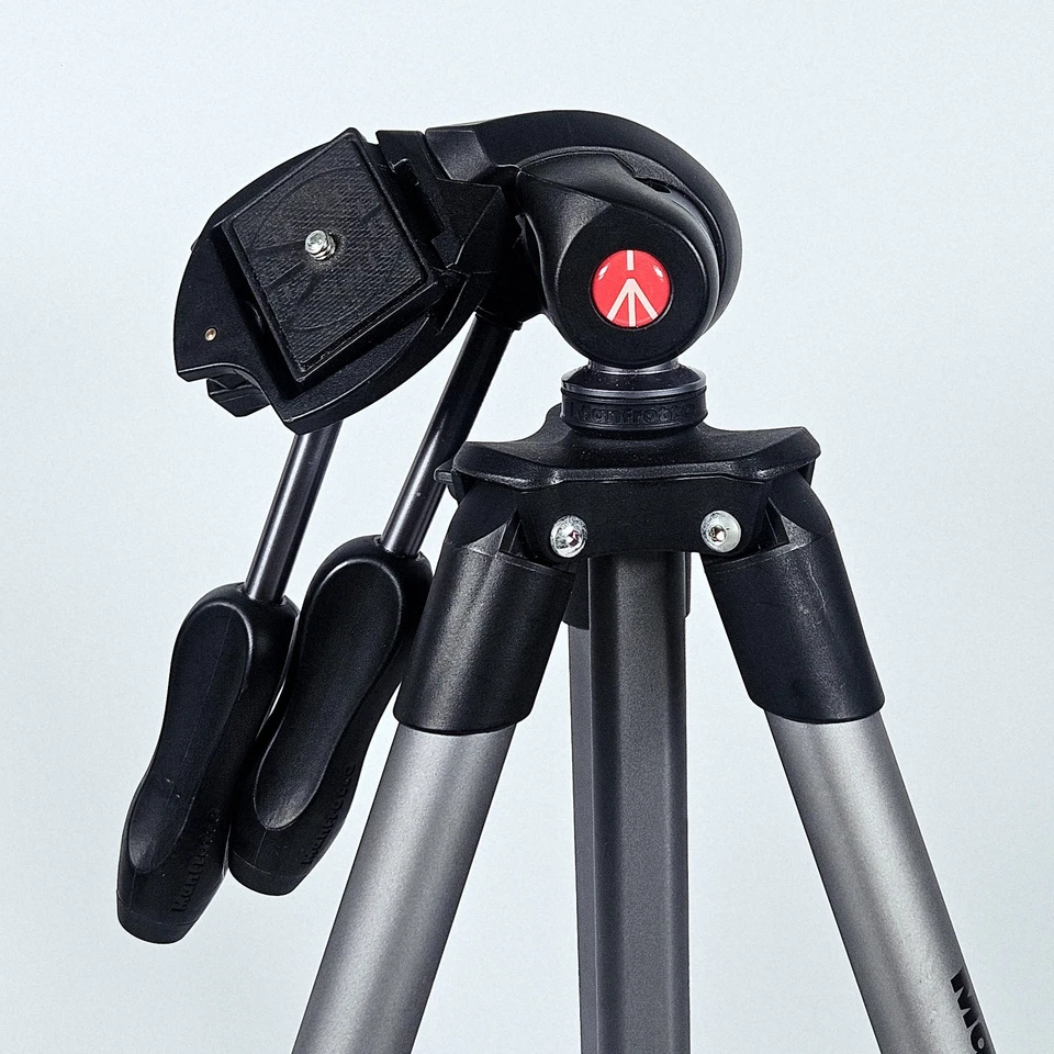 Manfrotto Tripod Adjustable Height Camera Stand Quick Release Aluminium Preloved - Image 4 of 4