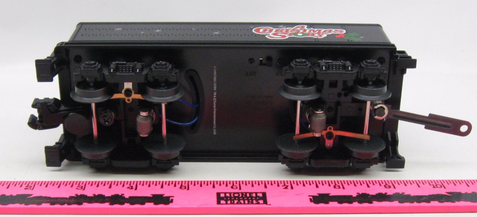 Lionel ~ Merry Christmas" A Christmas story  0-8-0 loco steam and tender 6-30118