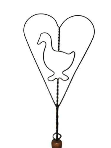 Vintage Heart with Duck Twisted Wire Rug Beater Farmhouse Kitchen Folk Art Style - Picture 4 of 5