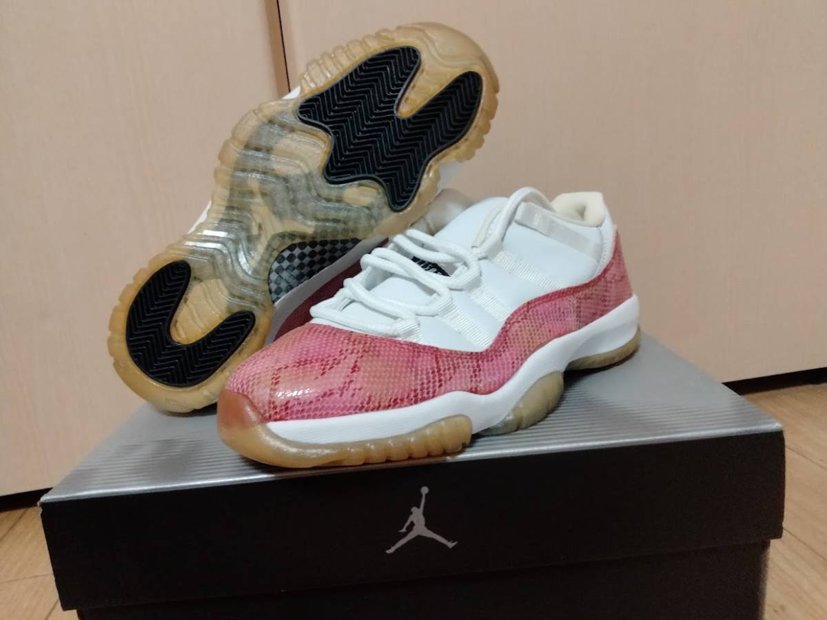 靴 AIR JORDAN 11LOW SNAKE SKIN 833003-103 WMNS Air Jordan 11 Snake Low US9 26cm Pink Snake Skin