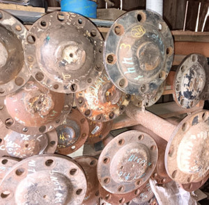 Used Eaton 127438 Axle Shaft 2.0"-41 Spline 43-1/4" Long 8-Straight Holes DS404